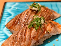 烧三文鱼皮寿司-爱米粒家