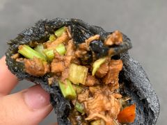 -李与白包子铺(桐梓林店)