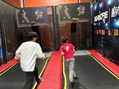 -嗨马乐动室内潮玩运动·团建·轰趴·桌游(南丰汇店)