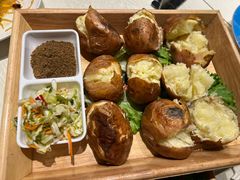 -蒙亨·手把肉·蒙古包文化主题餐厅(天恒广场店)