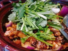 -胡须佬鸡煲四季火锅(海雅缤纷城店)