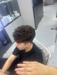 -宫铭烫发染发接发店