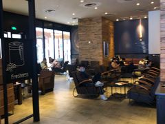 大堂-星巴克(吉林财富广场店)