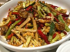 -渔语鱼酸菜鱼新川菜(来福士店)