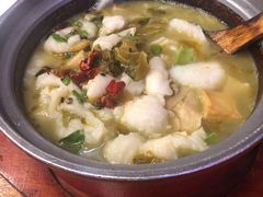 -周鱼小馆石锅酸菜鱼(活力汇店)