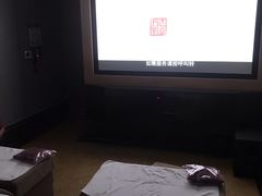-金色印象·4K影院式足体养生(杨家坪西郊店)