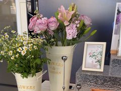 -天津波士信达奔驰4S店(卫津南路店)