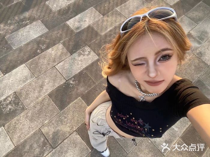 曼都发型(虹梅店)图片