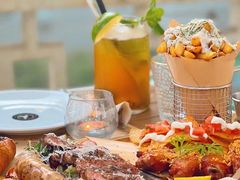 -Mark&Mars Restaurant