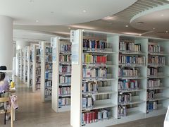 -广州市白云区图书馆