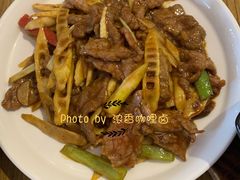 笋尖炒牛肉-台上设计餐厅(歌华大厦店)