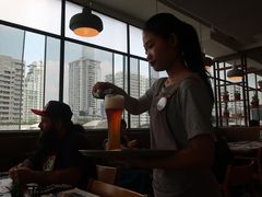 -ROAST coffee & eatery