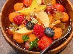 薄荷接骨木花渍当季水果-美美九席·湖景餐厅(李公堤店)