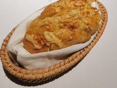 自制蒜蓉面包-Oyster Talks 四度蚝法餐厅