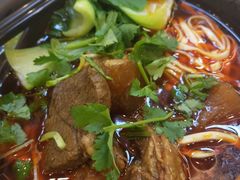 -李先生牛肉面大王(上海站南广场店)