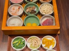 -良米山·云南野生菌过桥米线(上海首店)