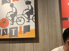 -肯德基(中纬店)
