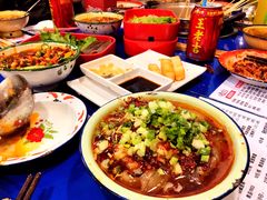 -马路边边串串香(涑河南街店)