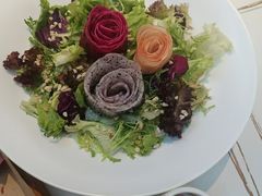 -阿瓦山寨·湘菜现炒·剁椒鱼头王(咸阳总店)