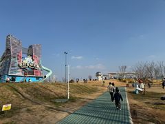 -红山体育乐园