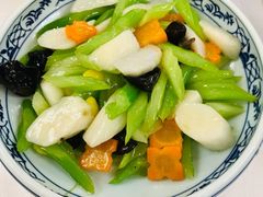 绚丽炒双鲜-聚春园自助餐厅(东街口店)