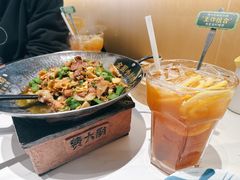 -费大厨辣椒炒肉(悠唐购物中心店)