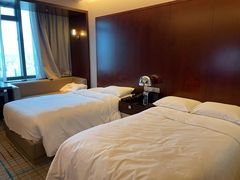 -上海龙之梦万丽酒店