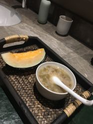 -思妍丽美容