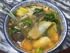 -重庆火红麻辣烫(伟超置业大厦店)