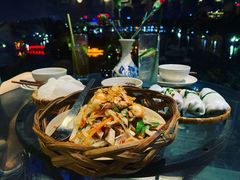 -Cau Go Vietnamese Cuisine