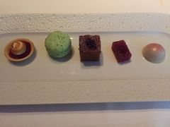 -Le Bernardin