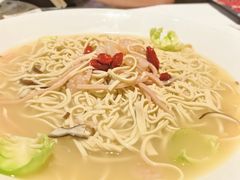 -桂满陇·手作小笼包&江南叫花鸡(中山公园店)