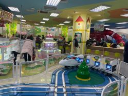 -莫莉幻想儿童乐园(哈尔滨王府井店)