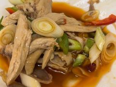 -汗腾格里·风味餐厅(新疆驻京办店)