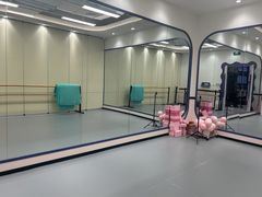 -伊叶舞蹈YEAH DANCE(LCM置汇旭辉校区)