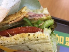 法式培根芝士鸡肉三明治-赛百味SUBWAY(建六宜安广场店)