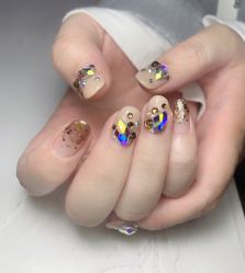 -情同手足美甲美睫