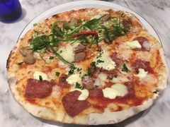 北京烤鸭拼alba披萨-玛尚诺Pizza&Bar(长泰广场店)