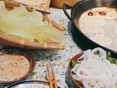 -鸿姐老火锅(花园路店)
