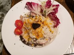 -layback cafe & bar