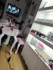 -Y.F 美妆美体工作室