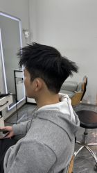 -藤野造型烫染·漂发