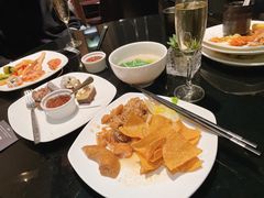 -上海漕河泾万丽酒店