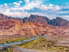 -天山神秘大峡谷