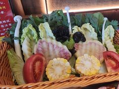 -阿婆情腊排骨火锅·野生菌季(古城旗舰店)