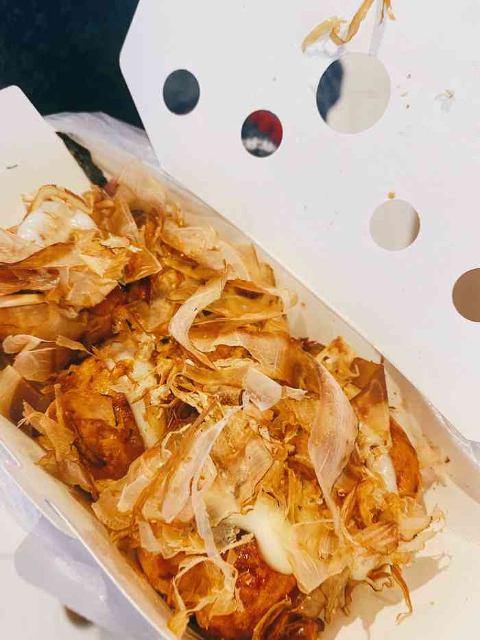 日の船章鱼小丸子(翔龙天地店)-"发现人来人往的都拿着蓝色日の船家的