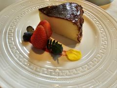 -Mogul Eatery·大亨餐酒馆