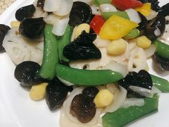 -巴扎美食·新疆菜·西域歌舞表演餐厅(新疆大厦店)