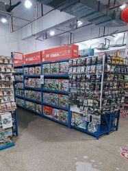 -逝水玩具折扣店