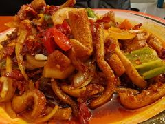 火爆牛肚-柴窝堡22号辣子鸡·传承新疆菜